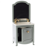 Mouse Sink with Mirror