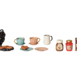 Maileg Mouse Waffle Play Set with miniature waffle and mouse figures, perfect for dollhouse play and imaginative accessories.